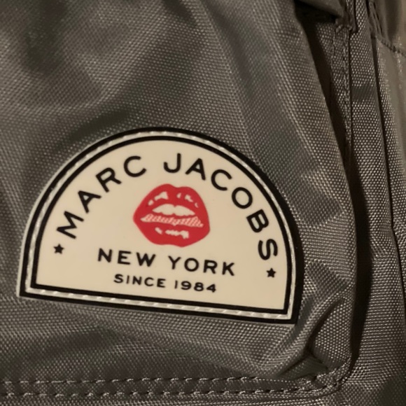 Marc Jacob’s collegiate medium Nylon backpack🎒 - Picture 5 of 7